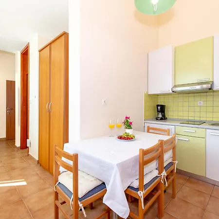 Lavanda プリモシュテン