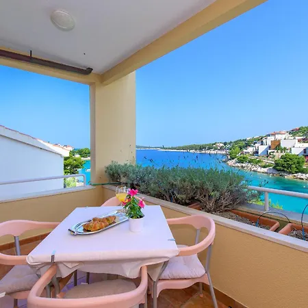 Apartment Lavanda Primosten